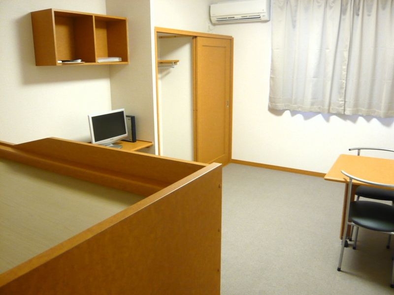 レオパレスヴァンベール 居間