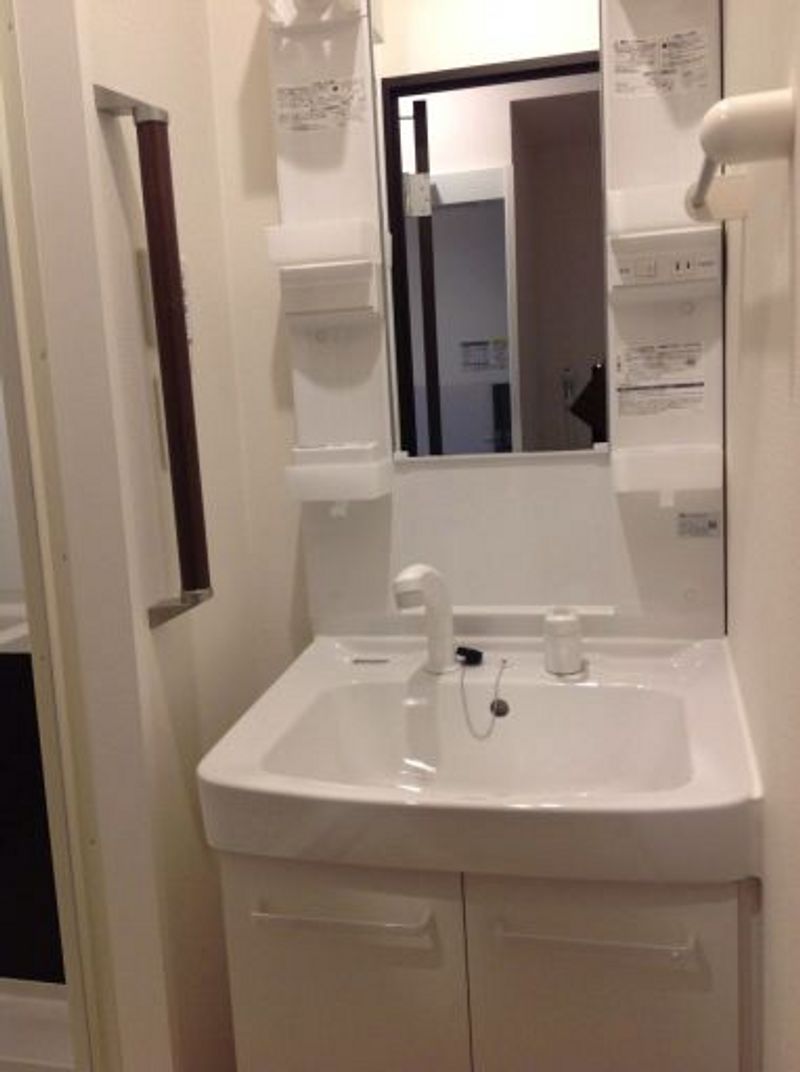 LEONEXT Espoir Washroom