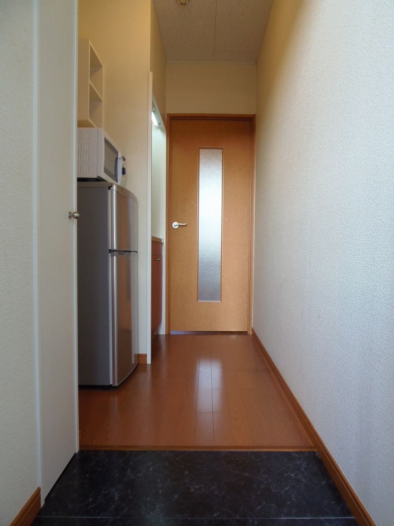 レオパレスコンフォール２９７ 玄関