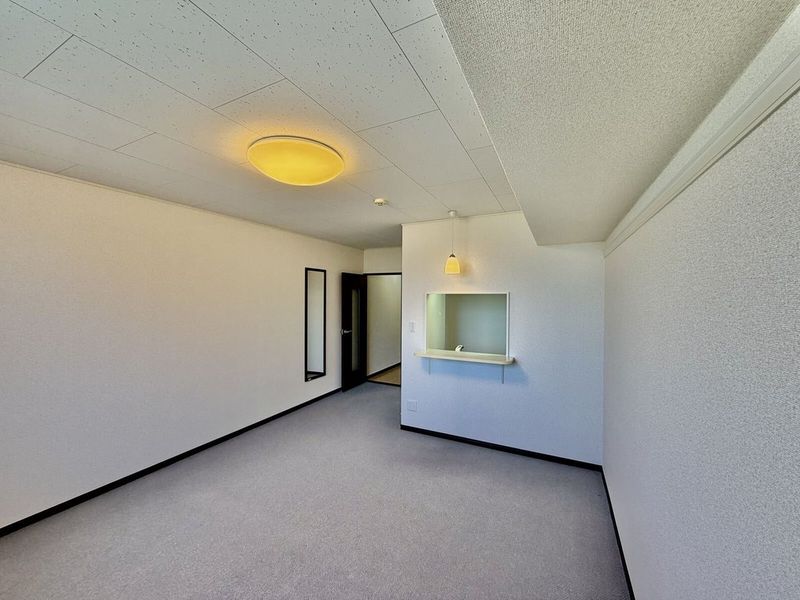 レオネクストアネックス小泉 居間