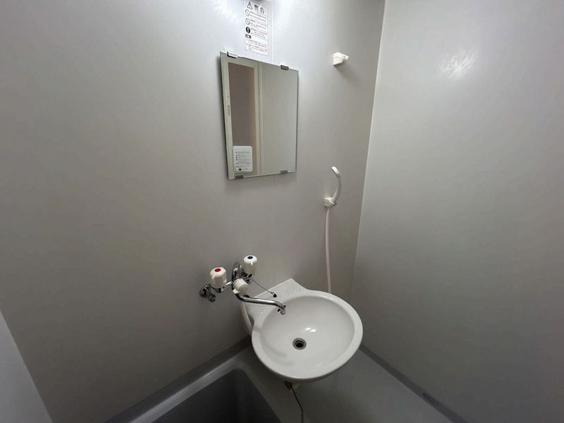 レオパレスプルミエ 洗面台