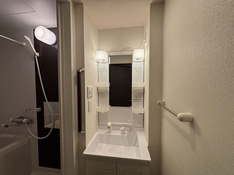 CLEINO N's Garden Bồn rửa mặt