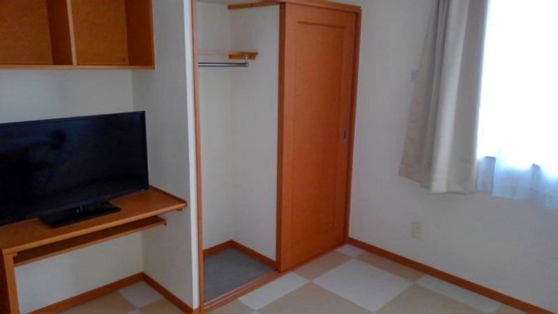 レオパレスメルベーユ 収納