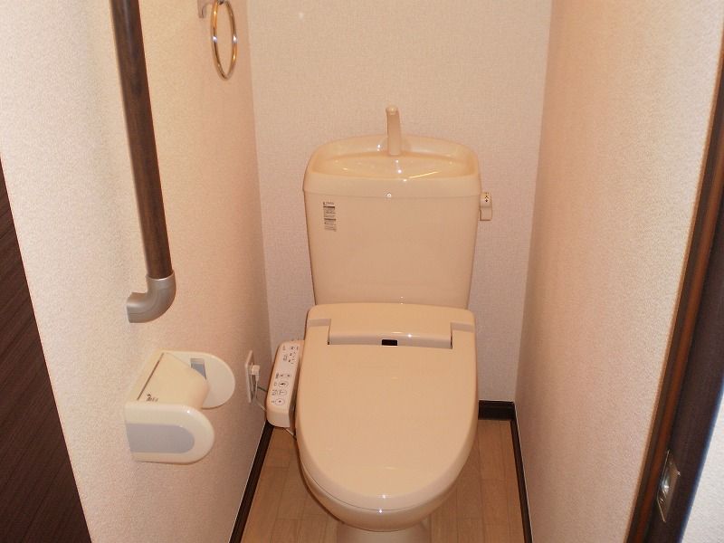 レオネクストウエストウッド トイレ