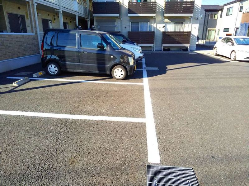 レオネクストグランツール 駐車場