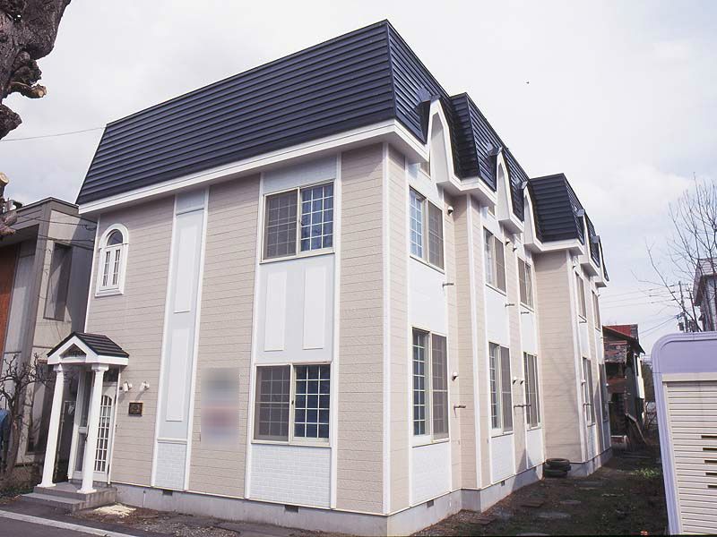 02812 exterior