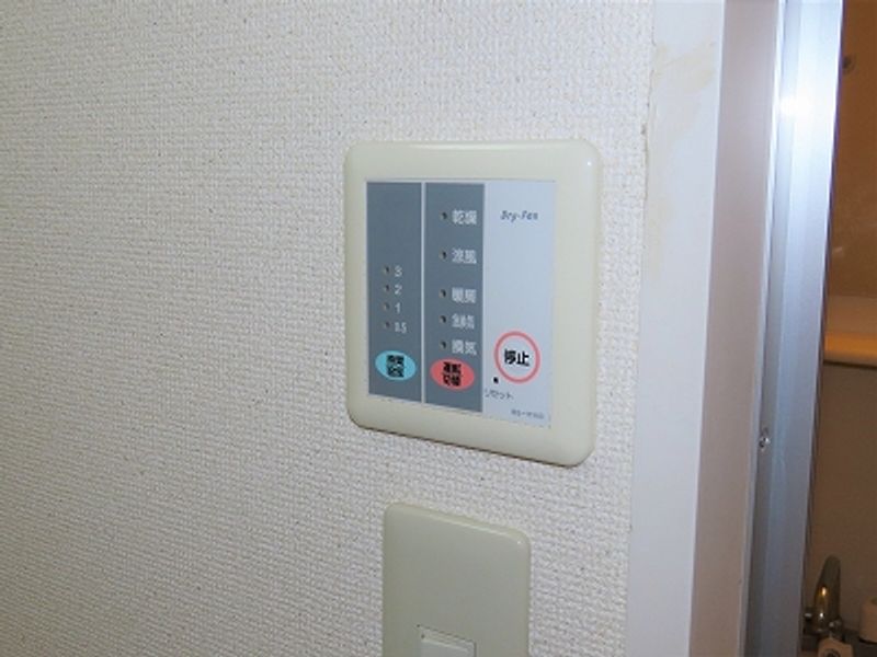 レオパレスフローリッシュ 洗面所