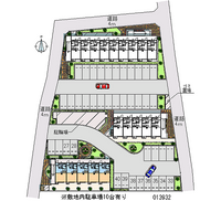 13932 Monthly parking lot