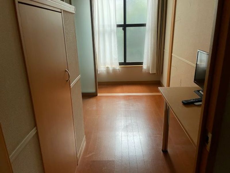 レオパレスアーバン貮番館 居間