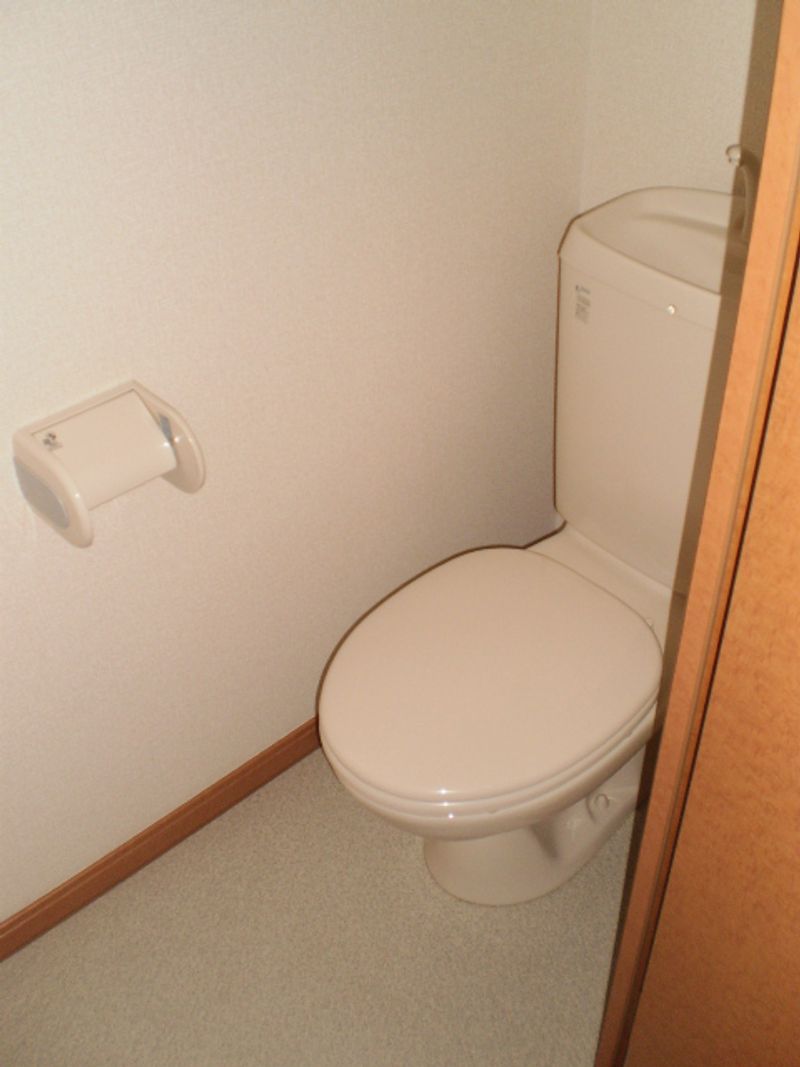 レオパレスマ　メゾン トイレ