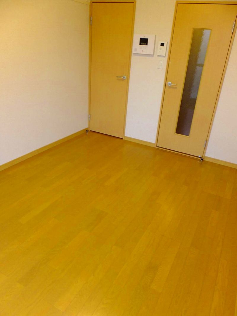 レオパレスグランドＡファースト 寝室