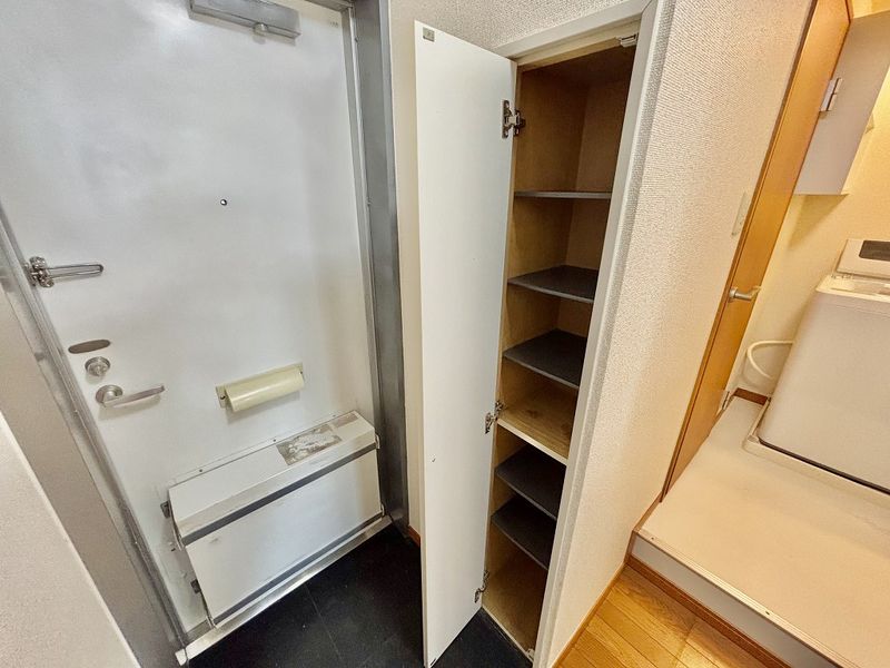 leopalace Kamiyama Storage