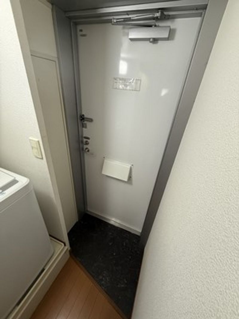 レオパレス猫座 玄関