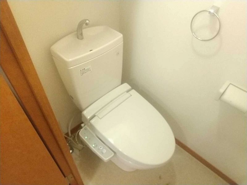 レオパレスＯ　ｔｗｏ トイレ