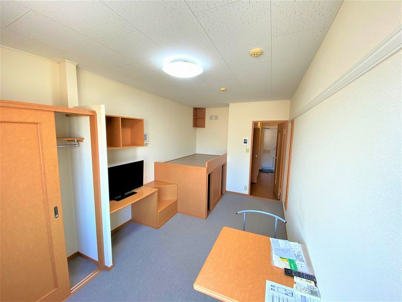 レオパレス住吉ヒルズ 寝室