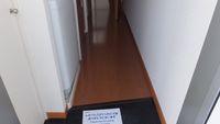 レオパレス未来 玄関
