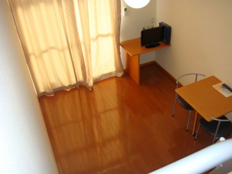 レオパレスＯＹＡＭＡ 居間