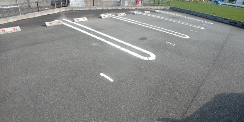 レオネクストアリエッタ桜橋 駐車場