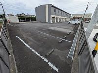 レオパレスうめ　Ⅱ 駐車場