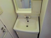 レオパレスレインボー 洗面台