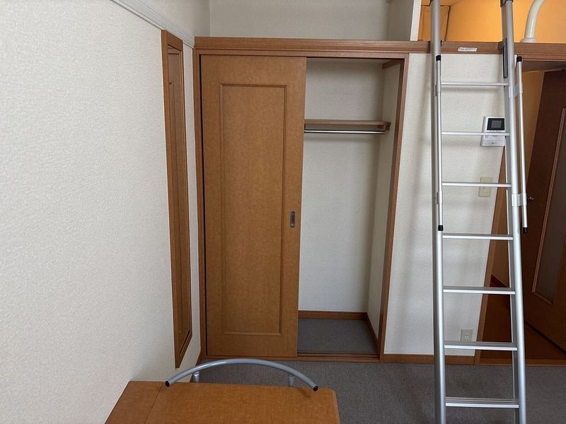 レオパレス柏座 収納