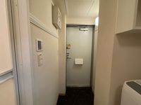 レオパレスボヌール 玄関