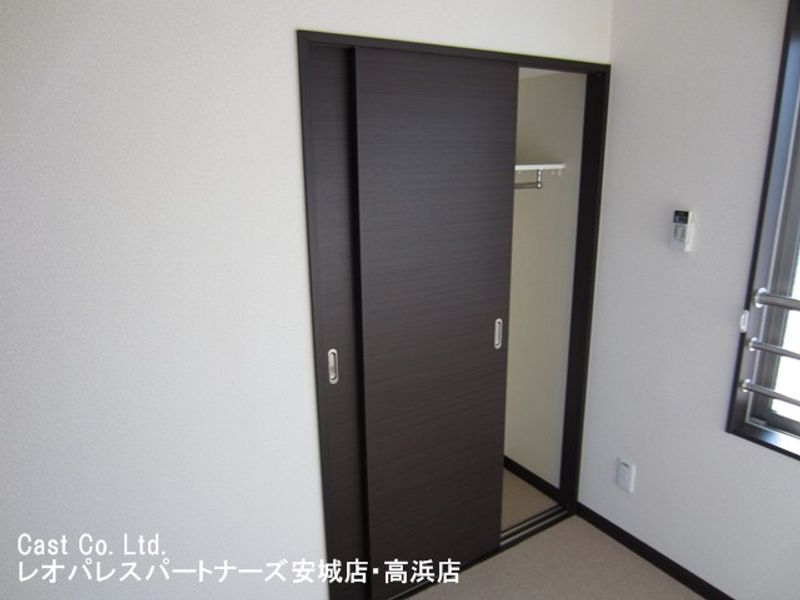 レオネクスト北明治 収納