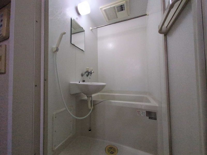 leopalace Annex II Bathroom