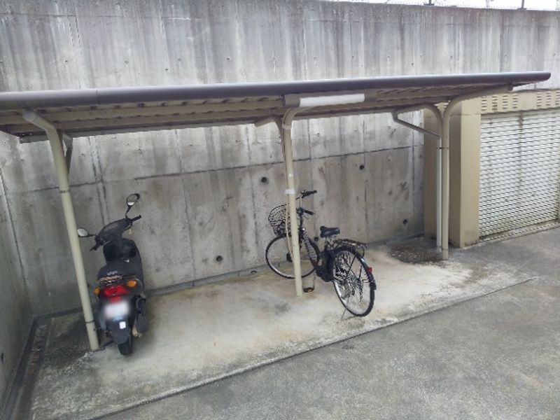 レオパレス西ノ前ハイツ 共用部分