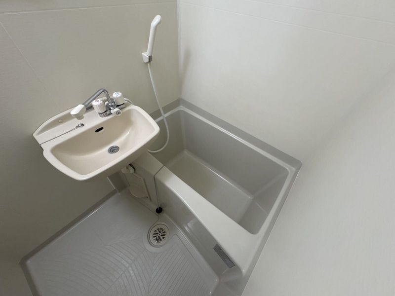 レオパレスプレステージ草加 風呂