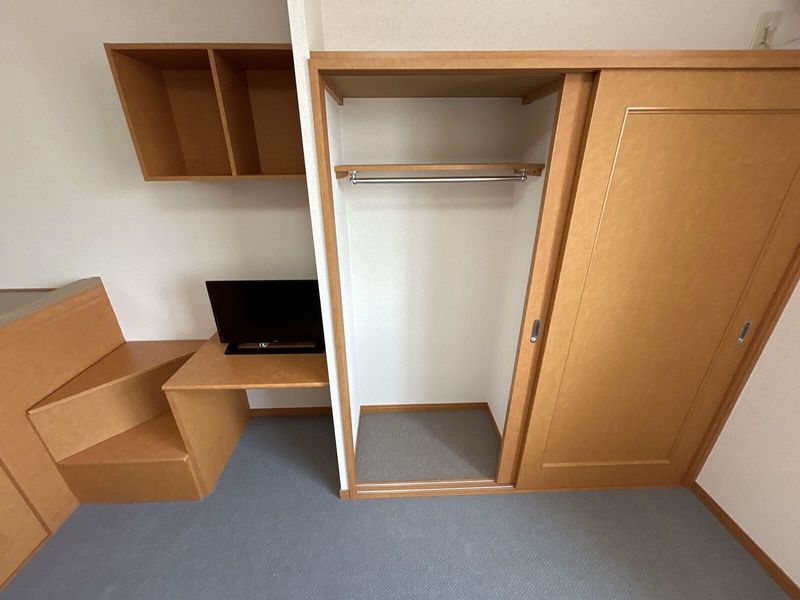 レオパレス鈴木第２ 収納