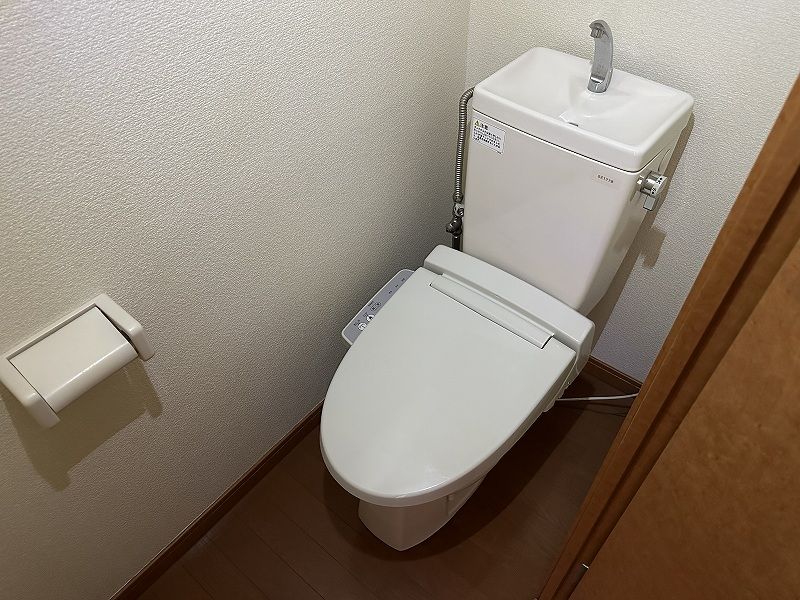 レオパレスつくい トイレ