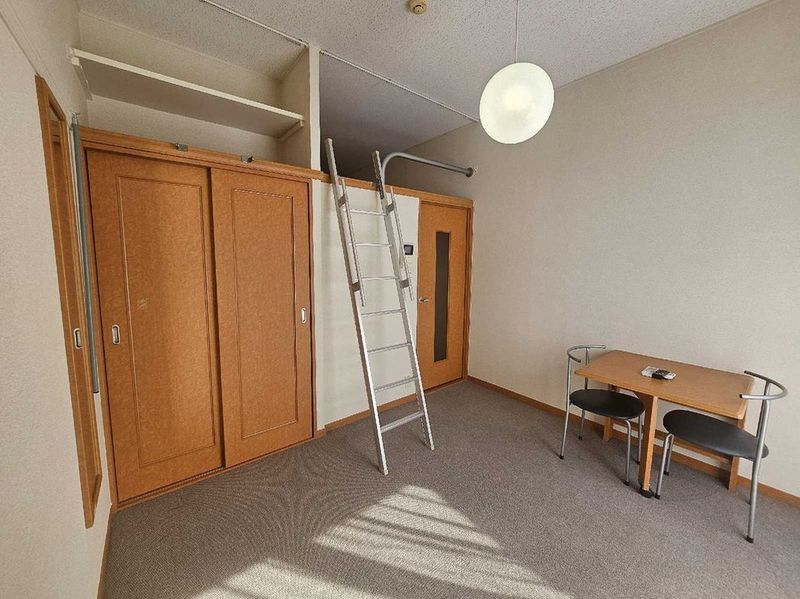 レオパレスｇｒｏｗ 居間