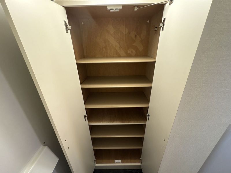 leopalace Selorm B Other