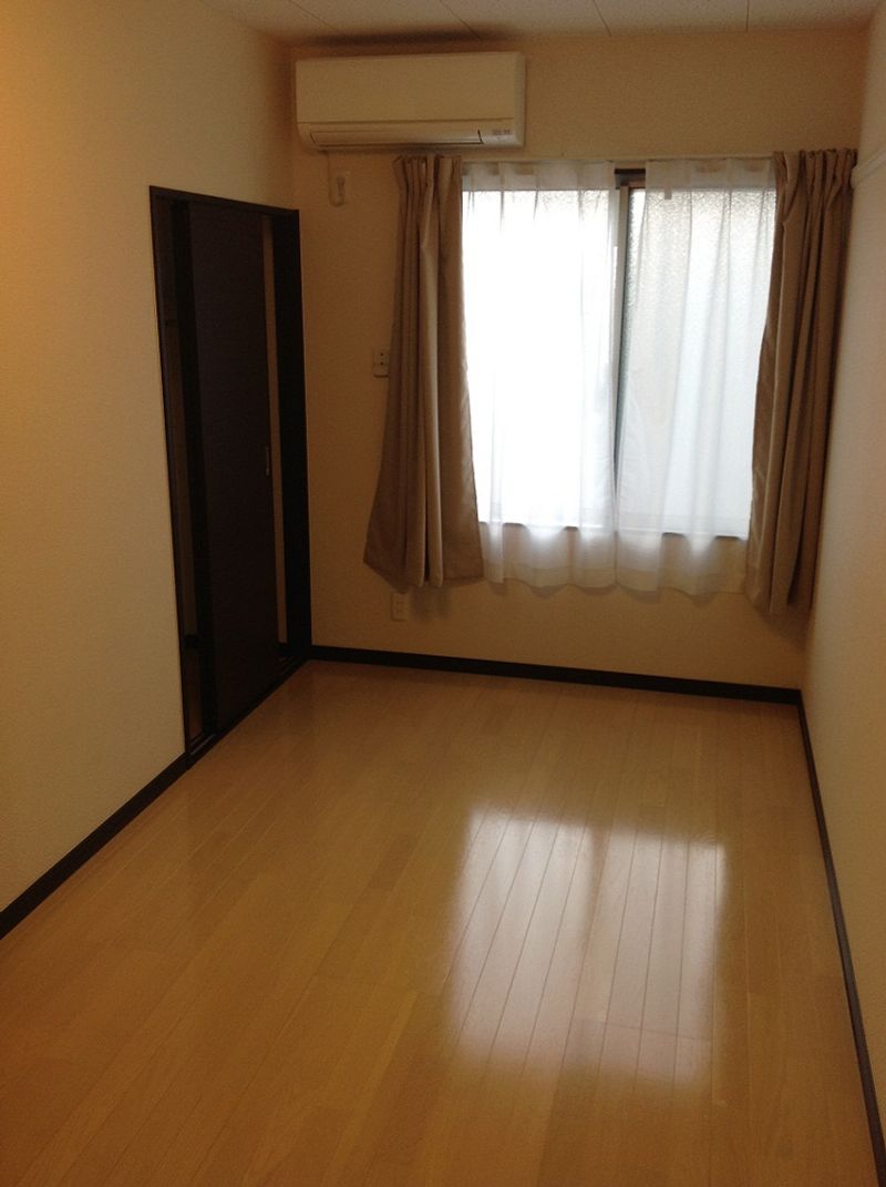 レオネクスト向島 居間