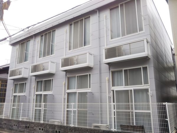 レオパレスシーガル 外観