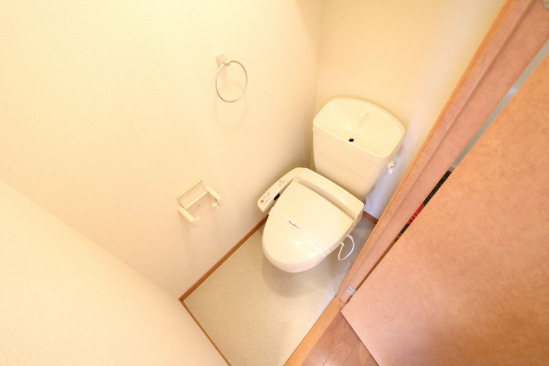 レオパレスプランタン壱番館 トイレ