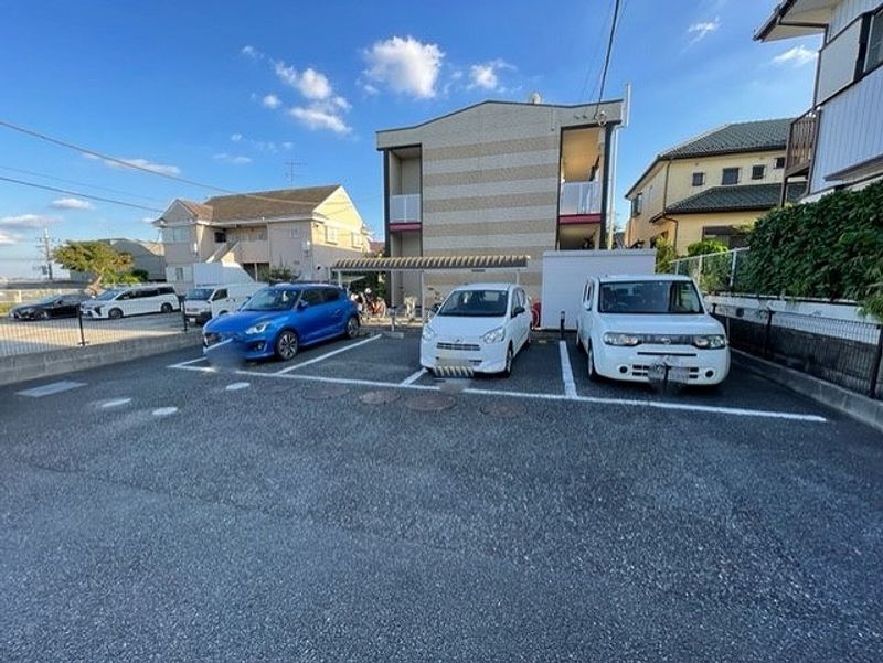 レオパレスＷＩＬＬ 駐車場