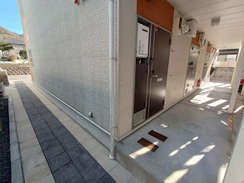 レオネクストウッド エントランス