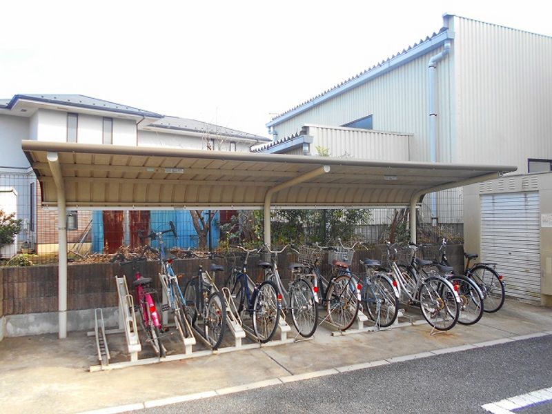 レオパレスクレストタウンＢ 共用部分