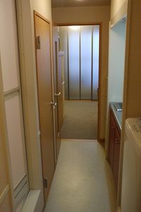 レオパレスアーバン貮番館 玄関
