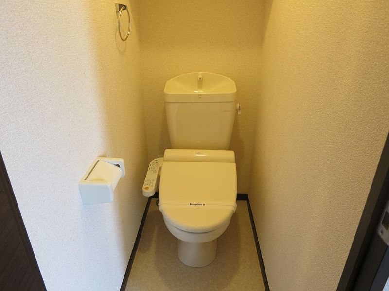 レオネクストＫｏｍｉｙａ トイレ