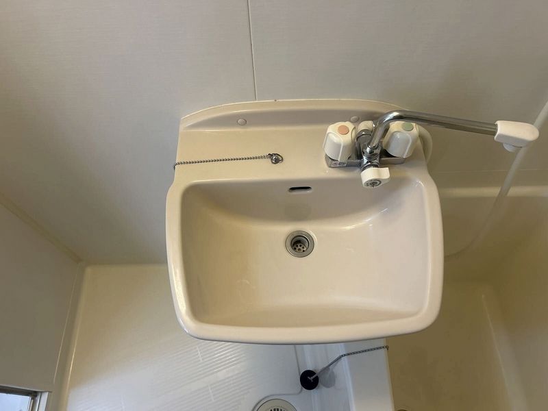 レオパレスピーヌス 洗面台