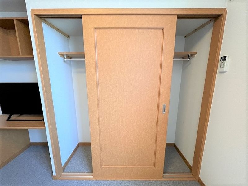 レオパレスひまわり 収納