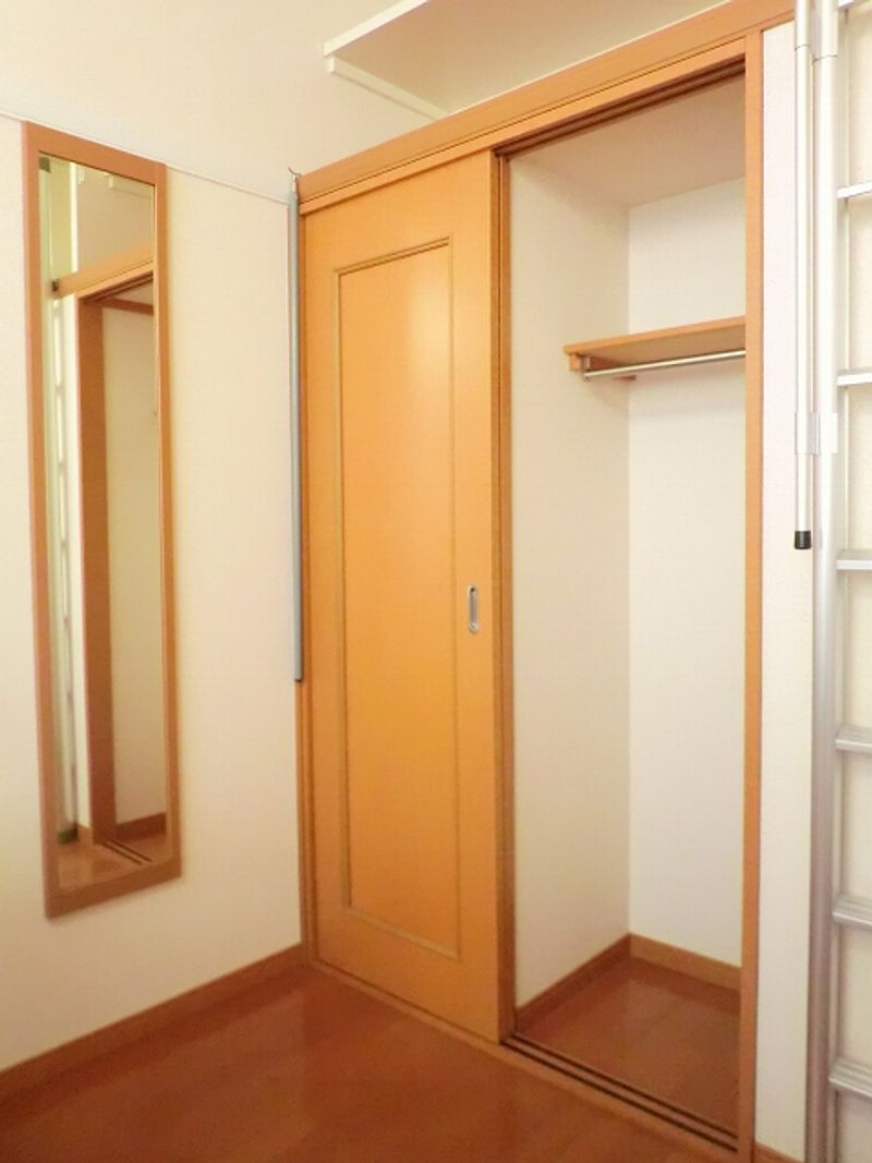 レオパレスプロヴァンス 収納