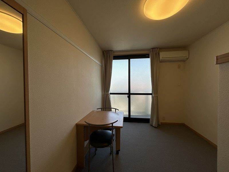 レオパレスリバーヴィレッジＡ 居間