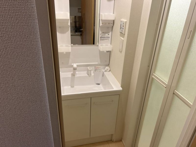 CLEINO Green Bridge 세면대