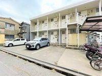 レオパレスロイヤルヒルズ．Ｍ 駐車場