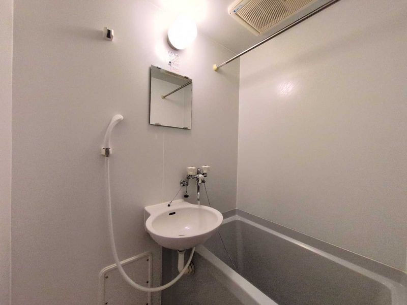 レオパレスエメラルド 風呂