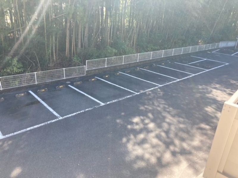 レオネクストＷＩＮ 駐車場